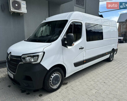 Белый Рено Мастер, объемом двигателя 2.3 л и пробегом 290 тыс. км за 23800 $, фото 1 на Automoto.ua