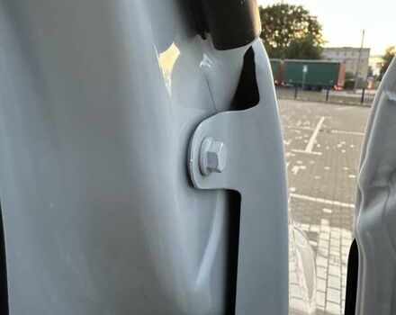 Білий Рено Мастєр, об'ємом двигуна 2.3 л та пробігом 111 тис. км за 20500 $, фото 30 на Automoto.ua