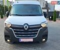 Белый Рено Мастер, объемом двигателя 2.3 л и пробегом 275 тыс. км за 21900 $, фото 3 на Automoto.ua