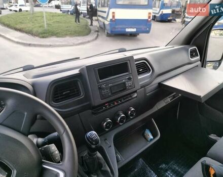 Білий Рено Мастєр, об'ємом двигуна 2.3 л та пробігом 89 тис. км за 18600 $, фото 12 на Automoto.ua