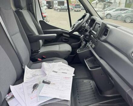 Белый Рено Мастер, объемом двигателя 2.3 л и пробегом 257 тыс. км за 18900 $, фото 50 на Automoto.ua
