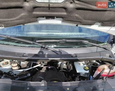 Белый Рено Мастер, объемом двигателя 2.3 л и пробегом 179 тыс. км за 19600 $, фото 11 на Automoto.ua