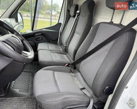 Белый Рено Мастер, объемом двигателя 2.3 л и пробегом 247 тыс. км за 18700 $, фото 15 на Automoto.ua
