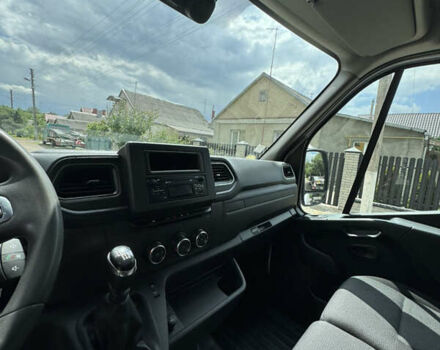 Белый Рено Мастер, объемом двигателя 2.3 л и пробегом 275 тыс. км за 18699 $, фото 8 на Automoto.ua