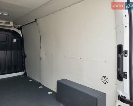 Белый Рено Мастер, объемом двигателя 2.3 л и пробегом 275 тыс. км за 21900 $, фото 40 на Automoto.ua