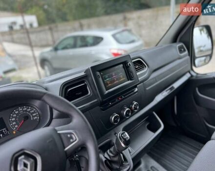 Белый Рено Мастер, объемом двигателя 2.3 л и пробегом 187 тыс. км за 19500 $, фото 3 на Automoto.ua