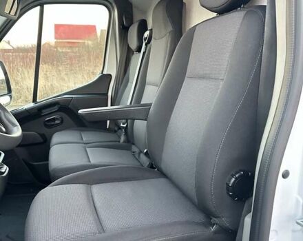 Белый Рено Мастер, объемом двигателя 2.3 л и пробегом 200 тыс. км за 17200 $, фото 32 на Automoto.ua