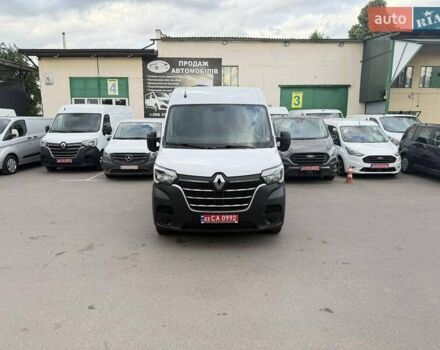 Белый Рено Мастер, объемом двигателя 2.3 л и пробегом 305 тыс. км за 18700 $, фото 2 на Automoto.ua