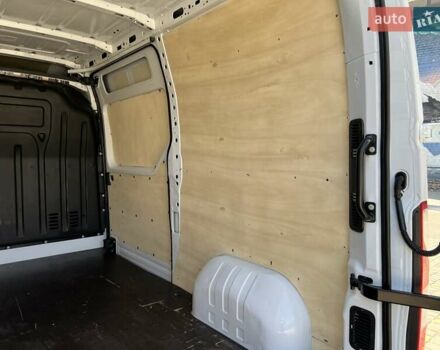 Белый Рено Мастер, объемом двигателя 2.3 л и пробегом 200 тыс. км за 18999 $, фото 14 на Automoto.ua