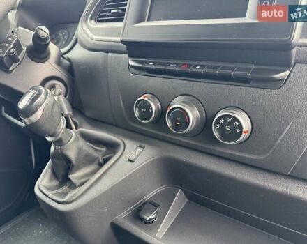 Рено Мастер 2020 в Ровно на Automoto.ua Белый Рено Мастер, объемом двигателя 2.3 л и пробегом 147 тыс. км за 20500 $, фото 17 на Automoto.ua