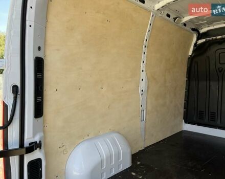 Белый Рено Мастер, объемом двигателя 2.3 л и пробегом 200 тыс. км за 18999 $, фото 15 на Automoto.ua