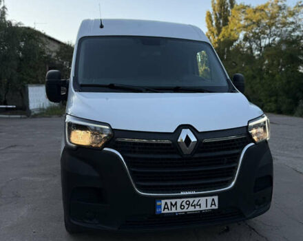 Белый Рено Мастер, объемом двигателя 2.3 л и пробегом 250 тыс. км за 19500 $, фото 4 на Automoto.ua