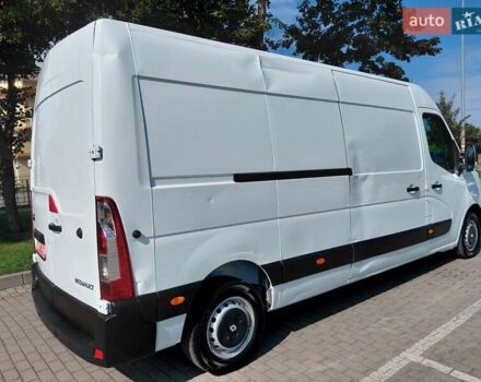 Белый Рено Мастер, объемом двигателя 2.3 л и пробегом 205 тыс. км за 17600 $, фото 1 на Automoto.ua