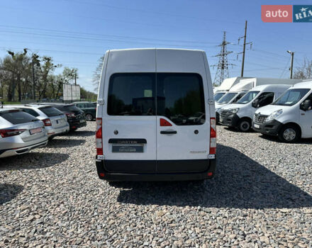 Белый Рено Мастер, объемом двигателя 2.3 л и пробегом 229 тыс. км за 20000 $, фото 8 на Automoto.ua