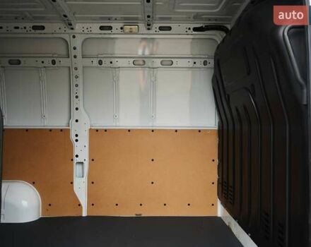 Белый Рено Мастер, объемом двигателя 2.3 л и пробегом 137 тыс. км за 22500 $, фото 21 на Automoto.ua