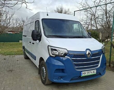 Белый Рено Мастер, объемом двигателя 2.3 л и пробегом 385 тыс. км за 19400 $, фото 2 на Automoto.ua