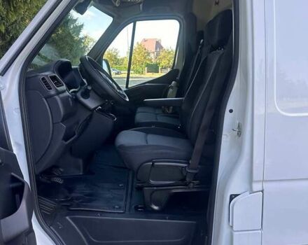 Белый Рено Мастер, объемом двигателя 2.3 л и пробегом 196 тыс. км за 18900 $, фото 49 на Automoto.ua