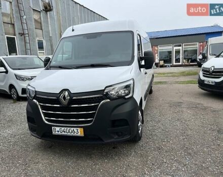 Белый Рено Мастер, объемом двигателя 2.3 л и пробегом 239 тыс. км за 20999 $, фото 2 на Automoto.ua