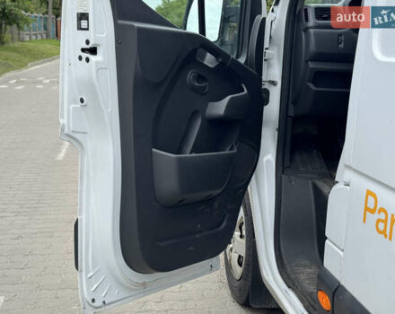 Білий Рено Мастєр, об'ємом двигуна 2.3 л та пробігом 225 тис. км за 23245 $, фото 171 на Automoto.ua