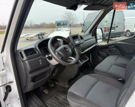 Белый Рено Мастер, объемом двигателя 2.3 л и пробегом 147 тыс. км за 19750 $, фото 13 на Automoto.ua