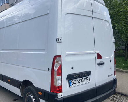 Белый Рено Мастер, объемом двигателя 2.3 л и пробегом 430 тыс. км за 14500 $, фото 3 на Automoto.ua