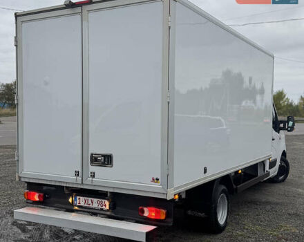 Белый Рено Мастер, объемом двигателя 2.3 л и пробегом 250 тыс. км за 25999 $, фото 4 на Automoto.ua