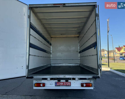 Білий Рено Мастєр, об'ємом двигуна 2.3 л та пробігом 237 тис. км за 25500 $, фото 21 на Automoto.ua