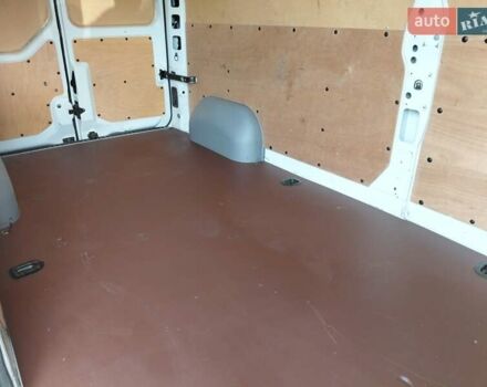 Белый Рено Мастер, объемом двигателя 2.3 л и пробегом 179 тыс. км за 19600 $, фото 14 на Automoto.ua