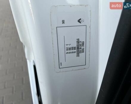 Белый Рено Мастер, объемом двигателя 2.3 л и пробегом 191 тыс. км за 18100 $, фото 59 на Automoto.ua