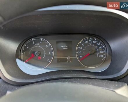 Белый Рено Мастер, объемом двигателя 2.3 л и пробегом 195 тыс. км за 23200 $, фото 34 на Automoto.ua