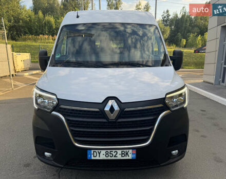 Белый Рено Мастер, объемом двигателя 2.3 л и пробегом 280 тыс. км за 17900 $, фото 18 на Automoto.ua