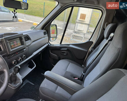Белый Рено Мастер, объемом двигателя 2.3 л и пробегом 280 тыс. км за 17900 $, фото 40 на Automoto.ua