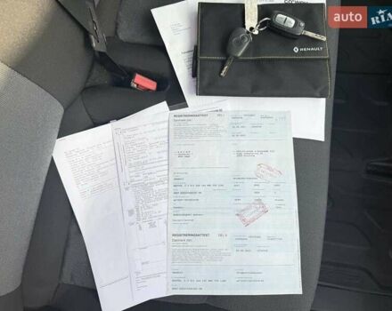 Белый Рено Мастер, объемом двигателя 2.3 л и пробегом 219 тыс. км за 21900 $, фото 54 на Automoto.ua