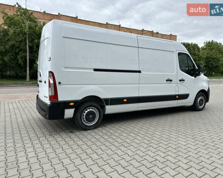 Белый Рено Мастер, объемом двигателя 2.3 л и пробегом 197 тыс. км за 19600 $, фото 14 на Automoto.ua