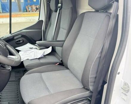 Белый Рено Мастер, объемом двигателя 2.3 л и пробегом 257 тыс. км за 18900 $, фото 40 на Automoto.ua