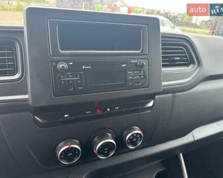 Белый Рено Мастер, объемом двигателя 2.3 л и пробегом 176 тыс. км за 19500 $, фото 15 на Automoto.ua