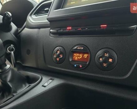 Білий Рено Мастєр, об'ємом двигуна 2.3 л та пробігом 193 тис. км за 21500 $, фото 37 на Automoto.ua