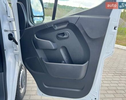 Рено Мастер 2021 в Полтаве на Automoto.ua Белый Рено Мастер, объемом двигателя 2.3 л и пробегом 193 тыс. км за 19999 $, фото 26 на Automoto.ua