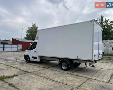 Белый Рено Мастер, объемом двигателя 2.3 л и пробегом 373 тыс. км за 24500 $, фото 21 на Automoto.ua