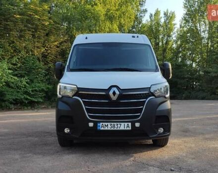 Белый Рено Мастер, объемом двигателя 2.3 л и пробегом 191 тыс. км за 21800 $, фото 4 на Automoto.ua