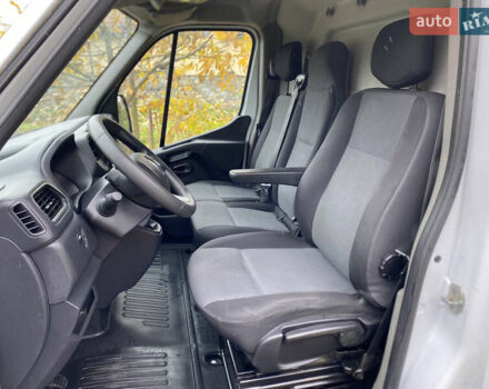 Білий Рено Мастєр, об'ємом двигуна 2.3 л та пробігом 125 тис. км за 20900 $, фото 11 на Automoto.ua