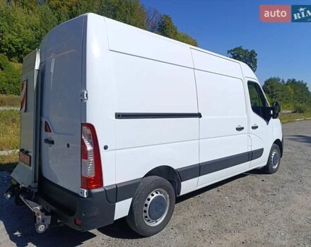 Белый Рено Мастер, объемом двигателя 2.3 л и пробегом 245 тыс. км за 18800 $, фото 16 на Automoto.ua