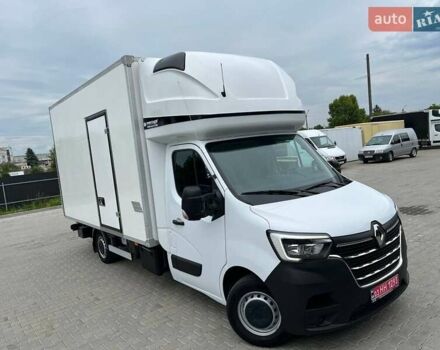 Белый Рено Мастер, объемом двигателя 2.3 л и пробегом 325 тыс. км за 25999 $, фото 6 на Automoto.ua