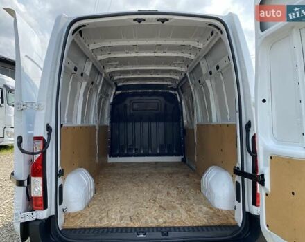 Белый Рено Мастер, объемом двигателя 2.3 л и пробегом 158 тыс. км за 17850 $, фото 24 на Automoto.ua