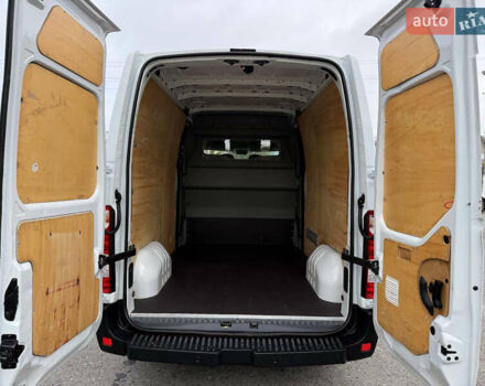 Белый Рено Мастер, объемом двигателя 2.3 л и пробегом 138 тыс. км за 25800 $, фото 29 на Automoto.ua