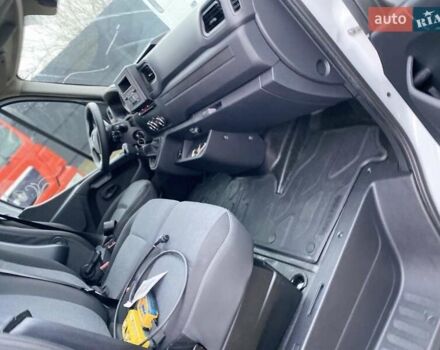 Белый Рено Мастер, объемом двигателя 2.3 л и пробегом 151 тыс. км за 20999 $, фото 41 на Automoto.ua