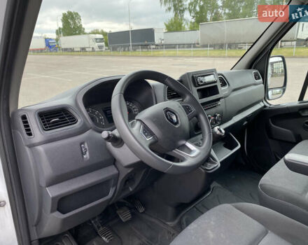 Белый Рено Мастер, объемом двигателя 2.3 л и пробегом 400 тыс. км за 18500 $, фото 27 на Automoto.ua