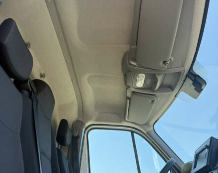 Белый Рено Мастер, объемом двигателя 2.3 л и пробегом 225 тыс. км за 23750 $, фото 42 на Automoto.ua