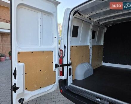 Белый Рено Мастер, объемом двигателя 2.3 л и пробегом 229 тыс. км за 19000 $, фото 30 на Automoto.ua