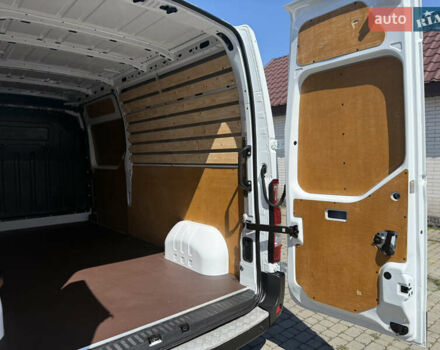 Белый Рено Мастер, объемом двигателя 2.3 л и пробегом 225 тыс. км за 23750 $, фото 100 на Automoto.ua